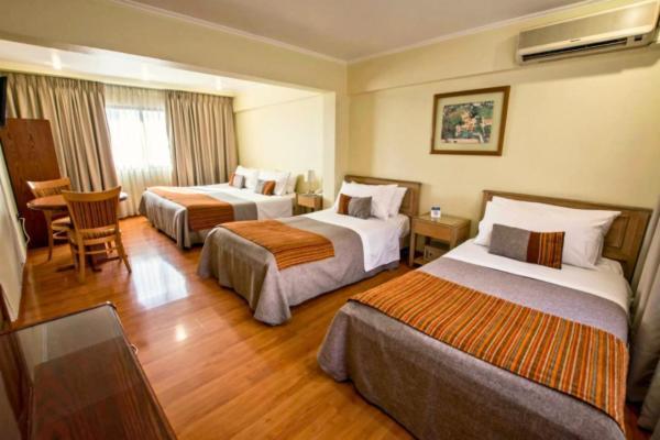 Hotel Dacarlo 산티아고 외부 사진