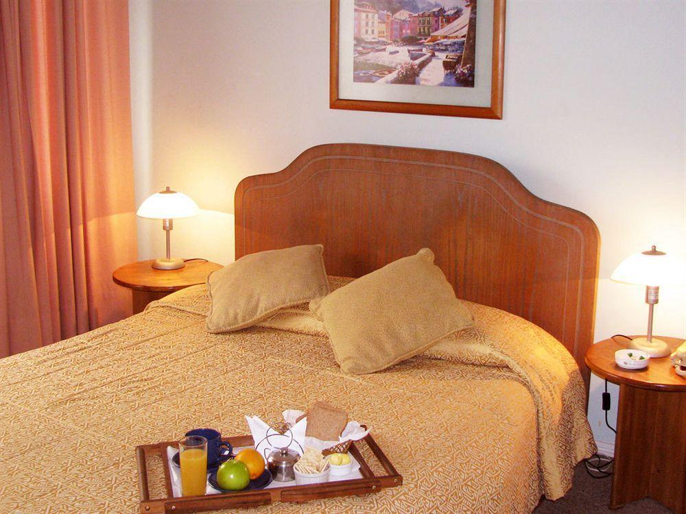 Hotel Dacarlo 산티아고 외부 사진