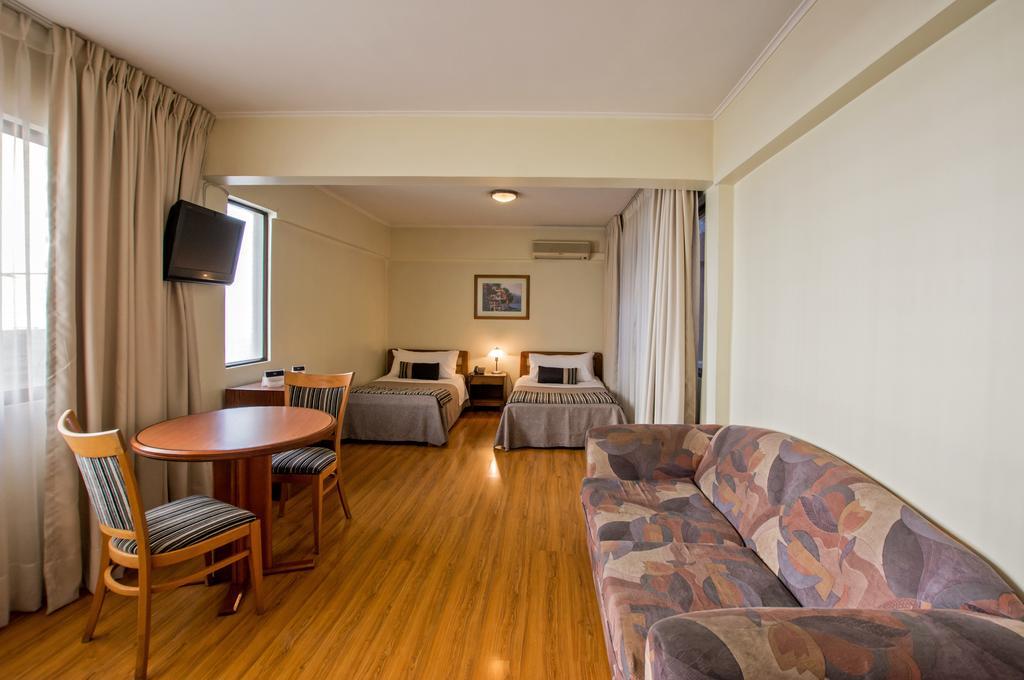 Hotel Dacarlo 산티아고 외부 사진