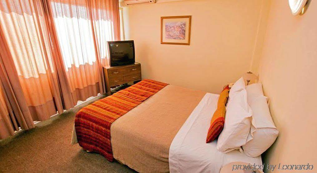 Hotel Dacarlo 산티아고 외부 사진